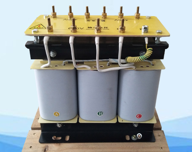 输入380v输出220v变压器.png
